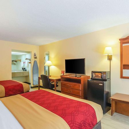 Econo Lodge Inn & Suites Gulfport Eksteriør billede